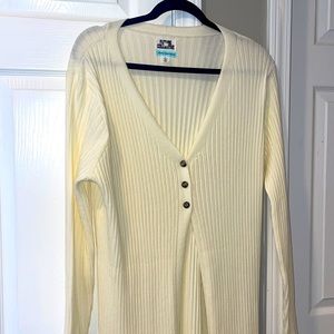 CREAM SWEATER CARDIGAN WITH BUTTONS